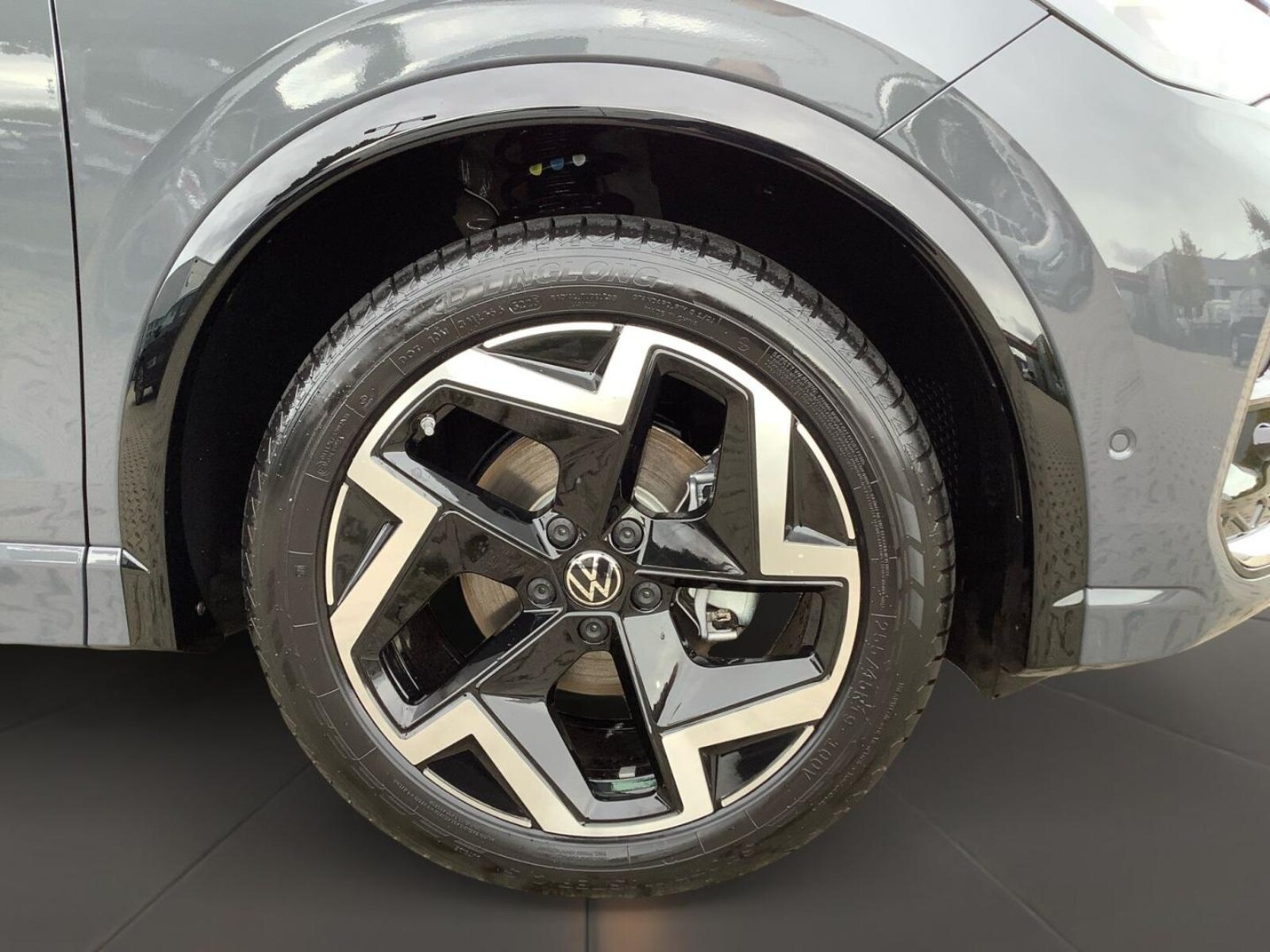 Volkswagen Tiguan – Bild 7