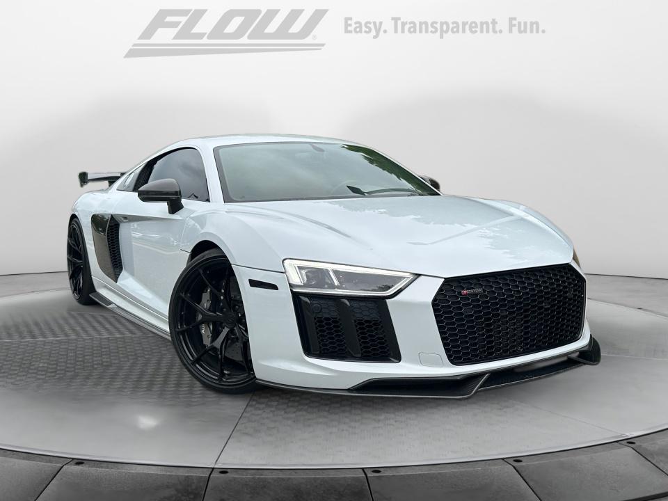 2018 Audi R8 V10 plus Coupe quattro S tronic's photo