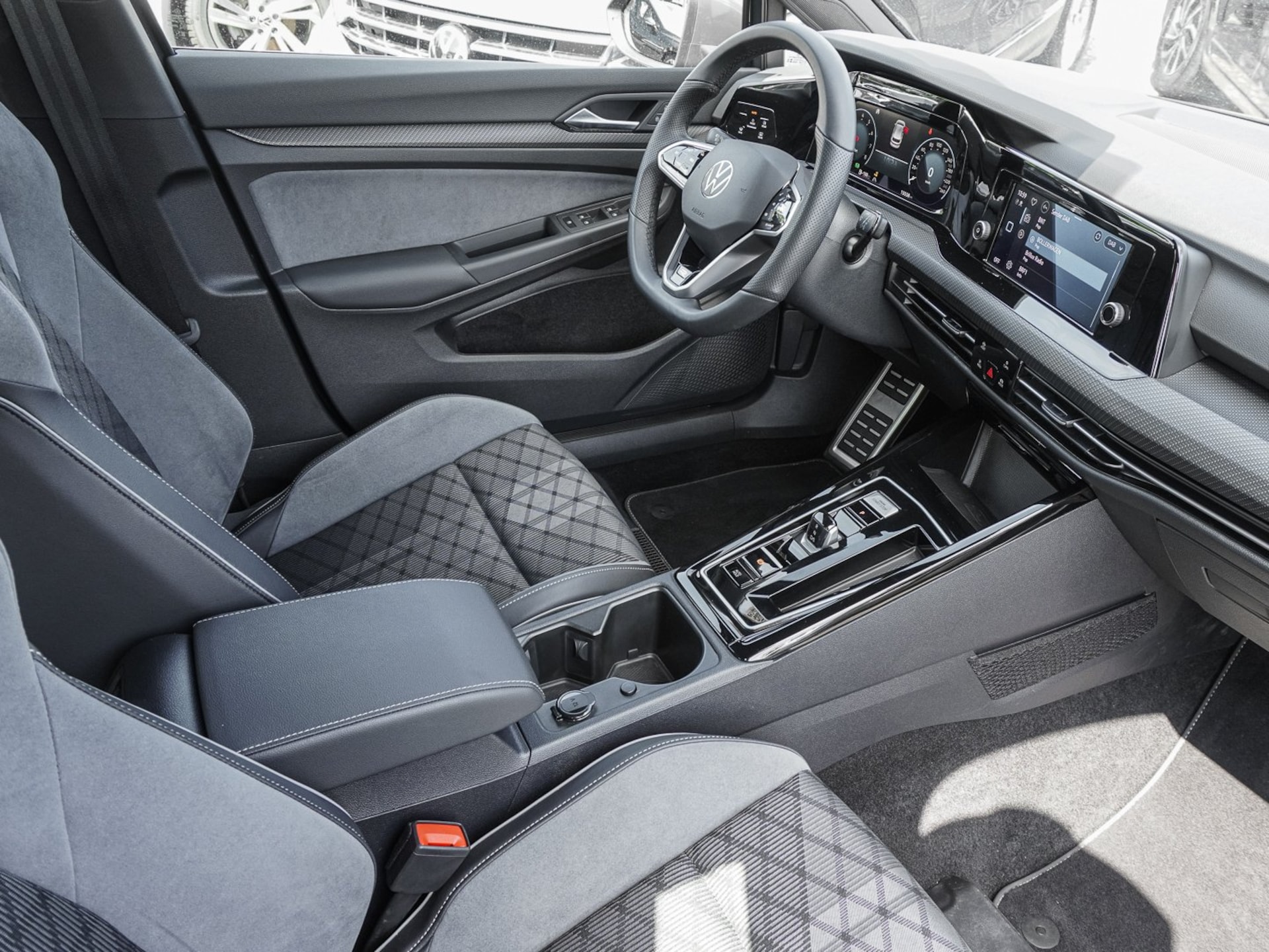 Volkswagen Golf R-Line