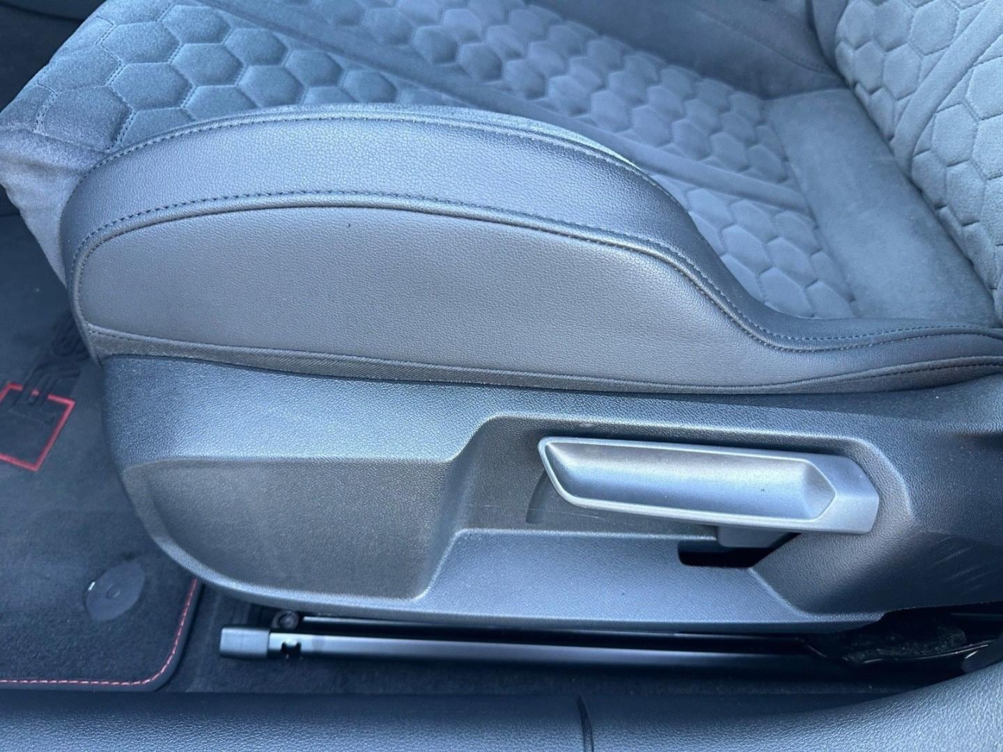 Bild über Audi RS 5 Sportback TFSI quattro tiptronic - für weitere Informationen kontaktieren Sie den Audi Partner