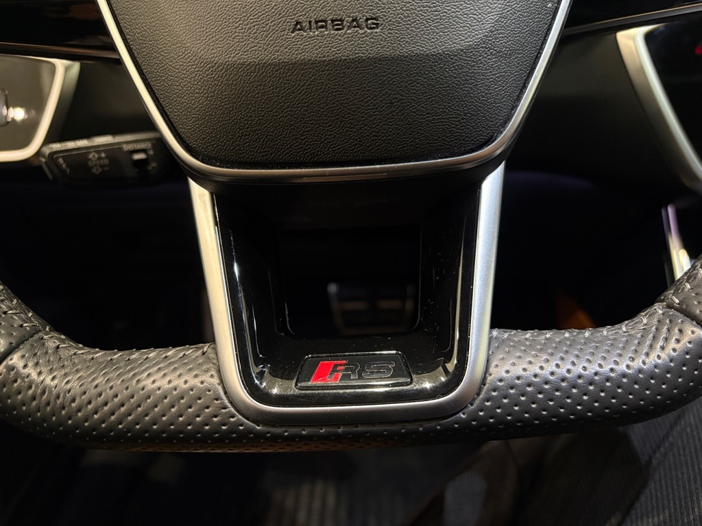 Bild som visar Audi RS 6 Avant RS 6 Avant 600 hk tiptronic - för mer information kontakta din Audi Partner