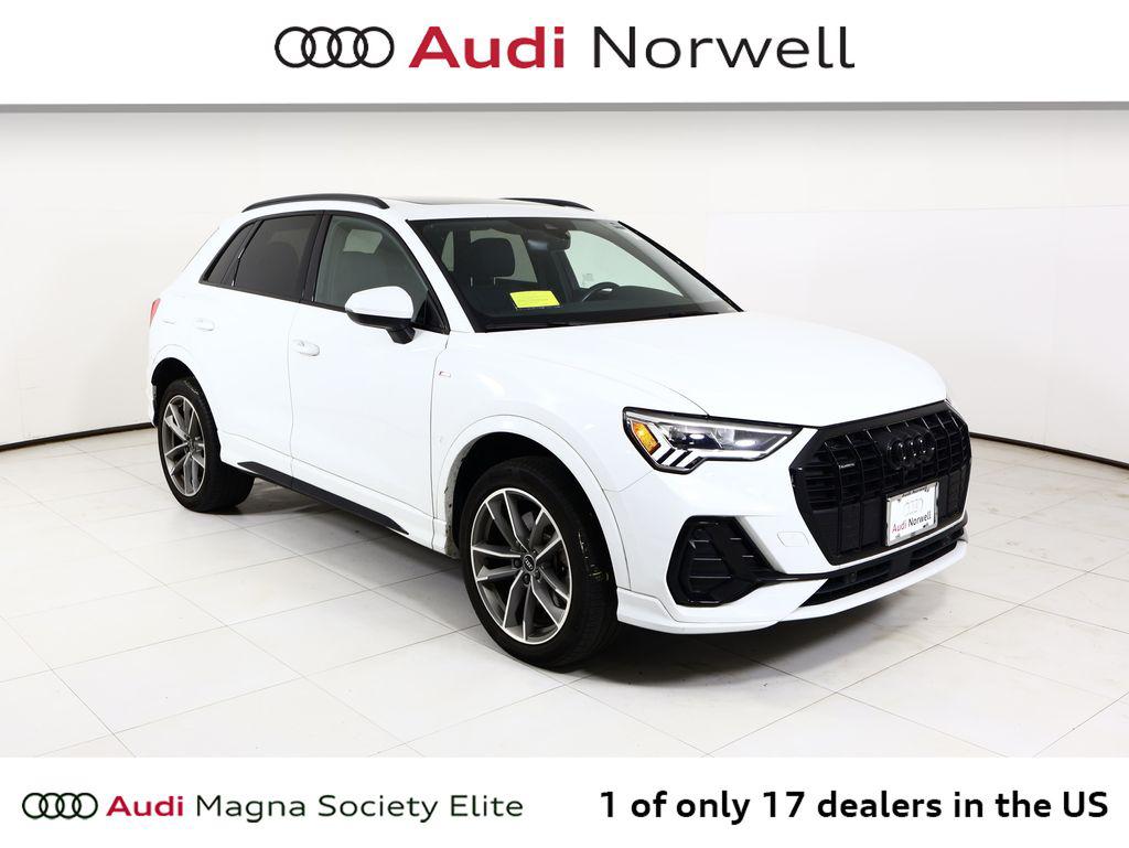 2023 Audi Q3 45 TFSI S Line Premium Plus quattro's photo