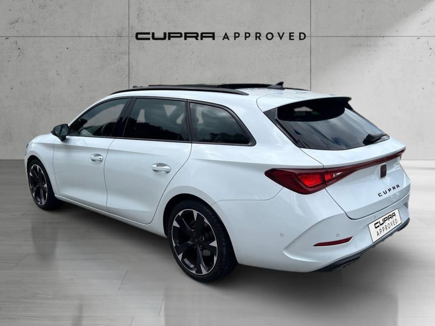 CUPRA Leon Sportstourer 1.5 eTSI DSG 110 kW (150 CV) — photo 3