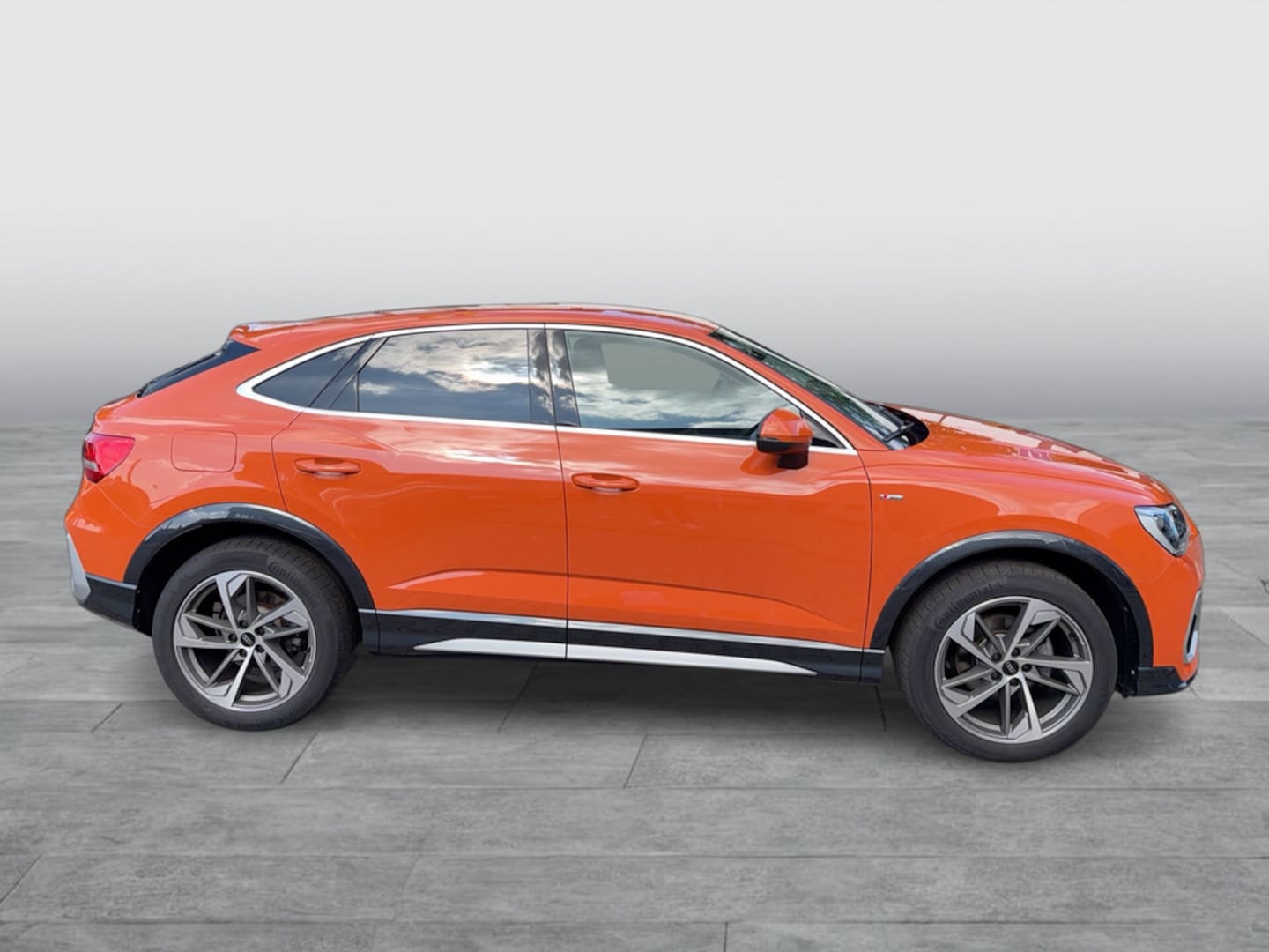 Bild über Audi Q3 Sportback S line 35 TFSI S tronic - für weitere Informationen kontaktieren Sie den Audi Partner