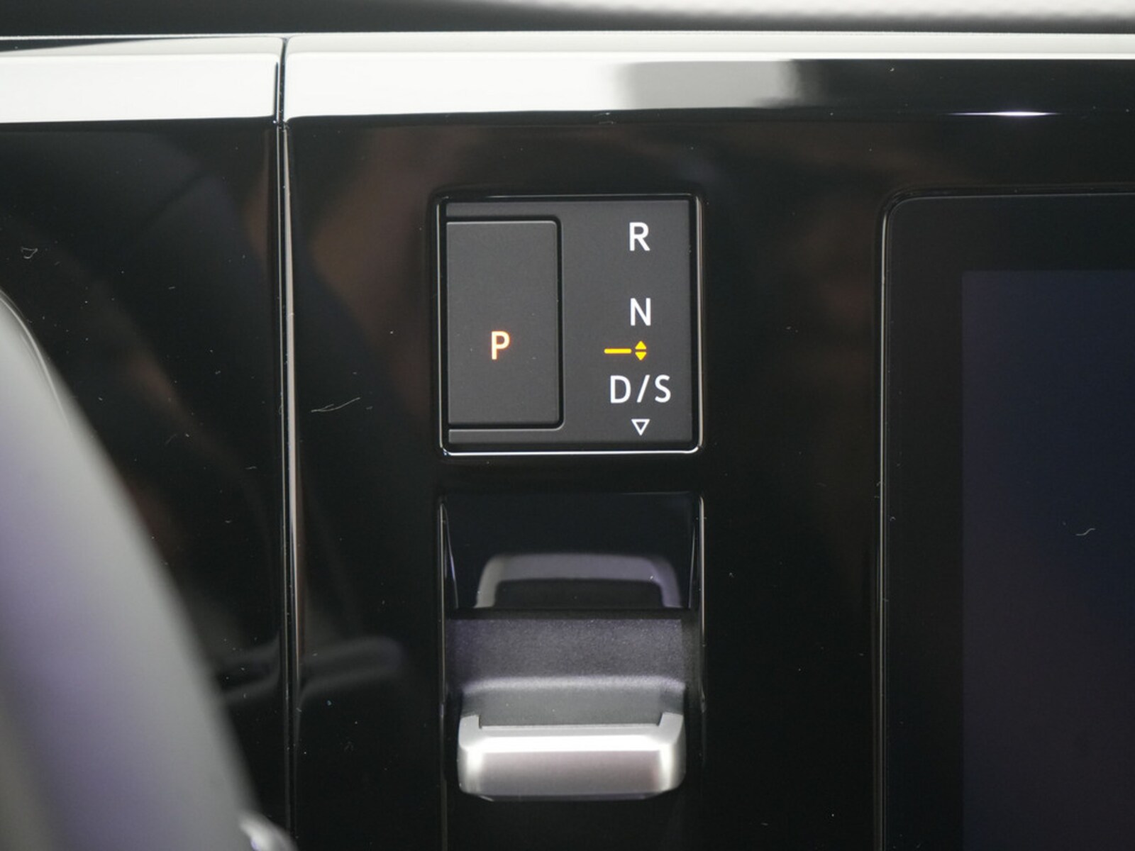 Volkswagen Multivan Langversion – Bild 17