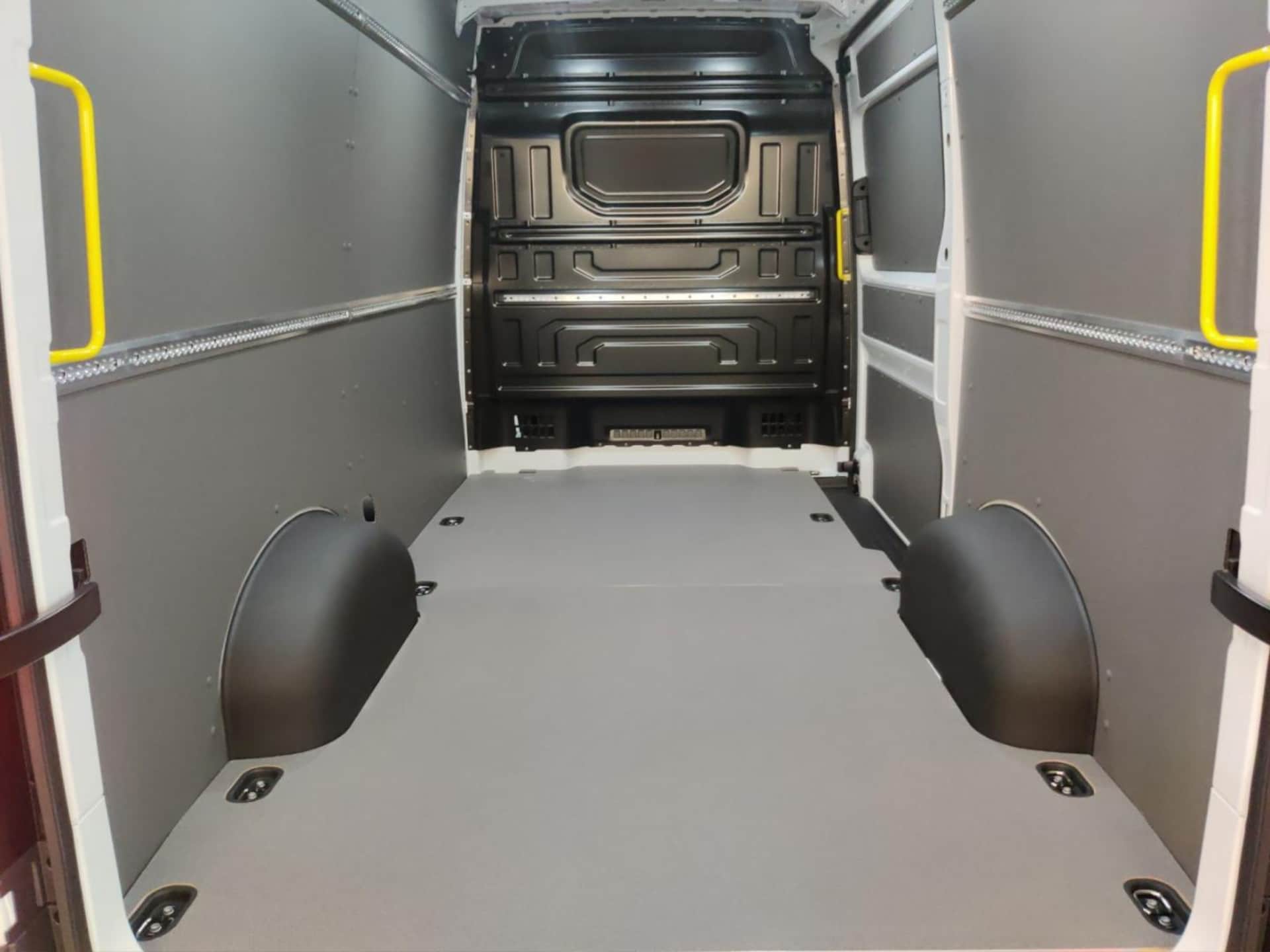 Volkswagen Crafter Kasten mittlerer Radstand