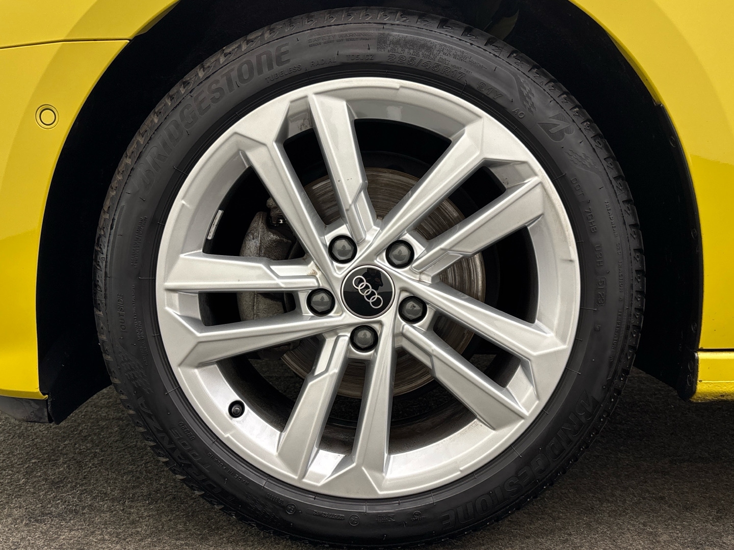 Bild über Audi A3 Sportback advanced 30 TDI S tronic - für weitere Informationen kontaktieren Sie den Audi Partner
