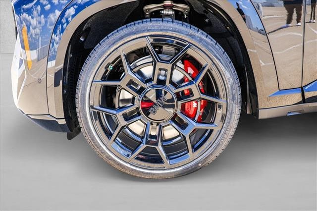 2026 BMW XM Base - Photo 9