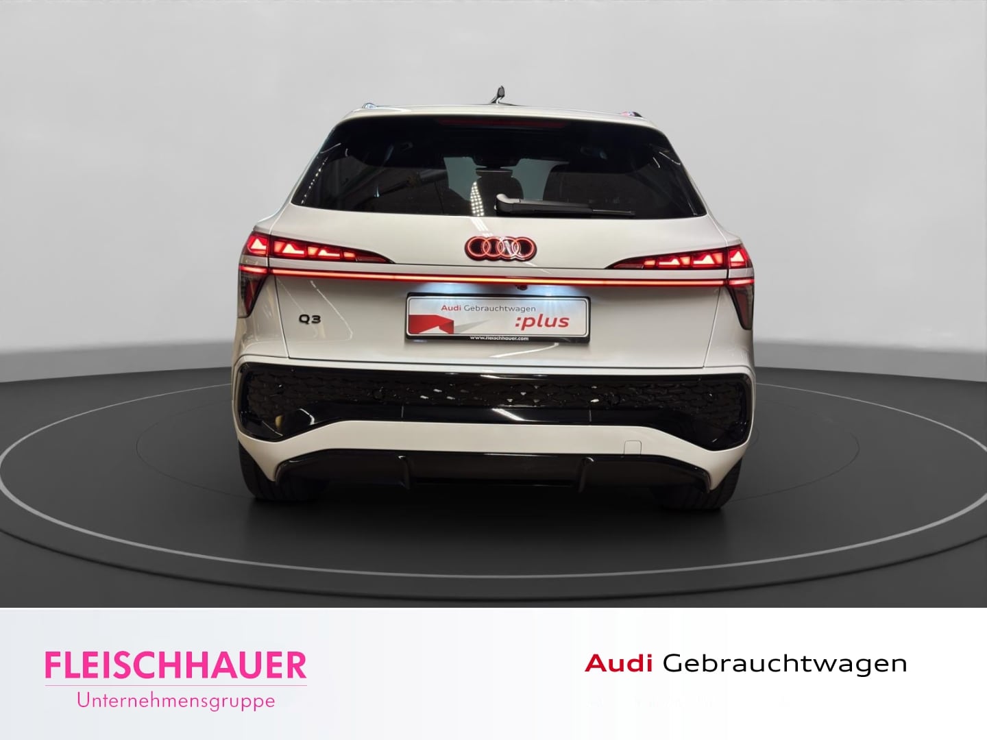 Bild über Audi Q3 SUV TFSI 110 kW S tronic - für weitere Informationen kontaktieren Sie den Audi Partner