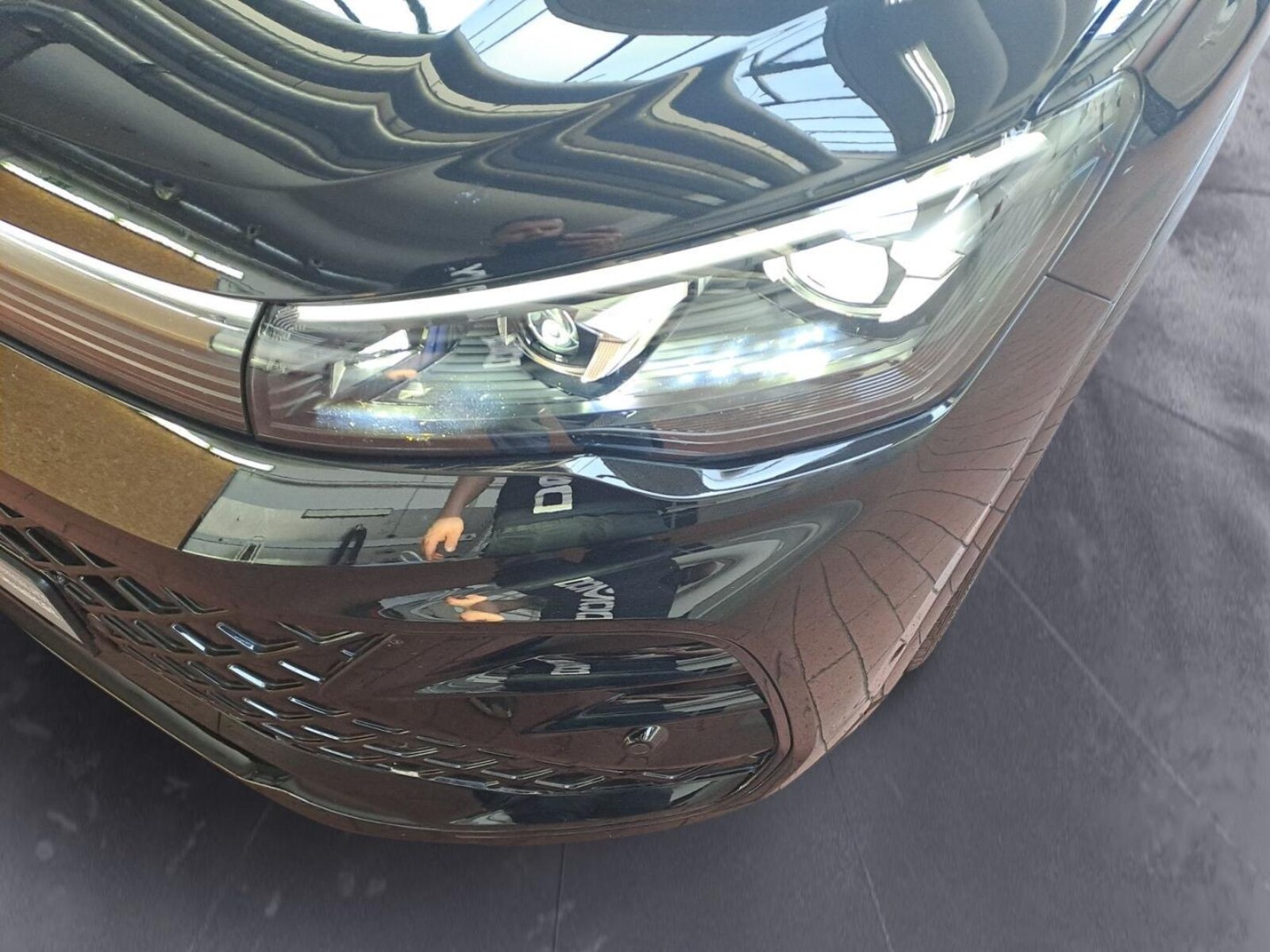 Volkswagen Tiguan – Bild 9