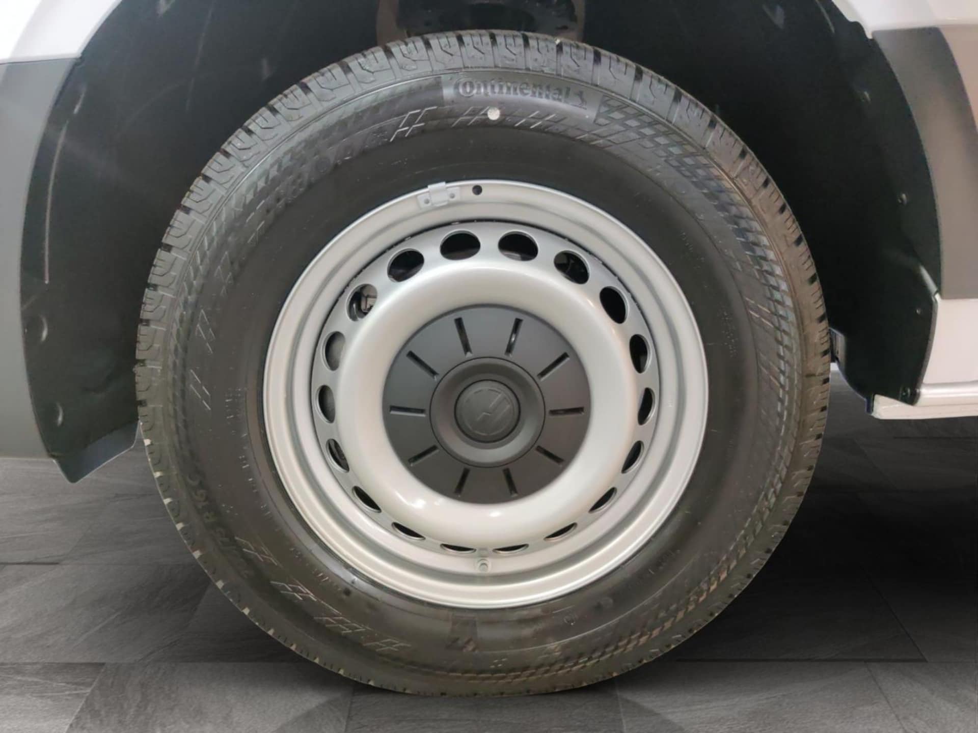 Volkswagen Crafter Kasten mittlerer Radstand