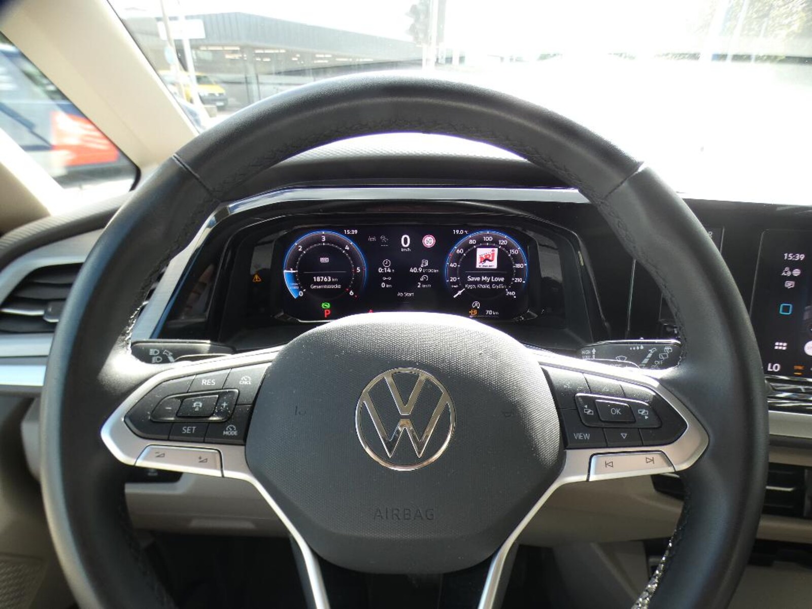 Volkswagen Multivan Langversion – Bild 17