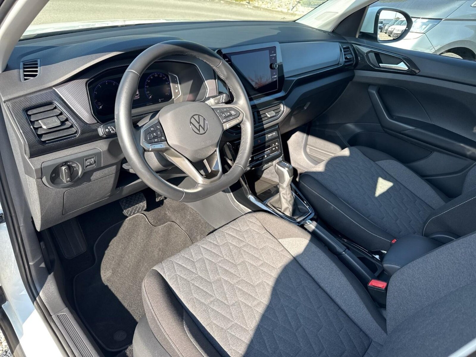 Volkswagen T-Cross – Bild 9