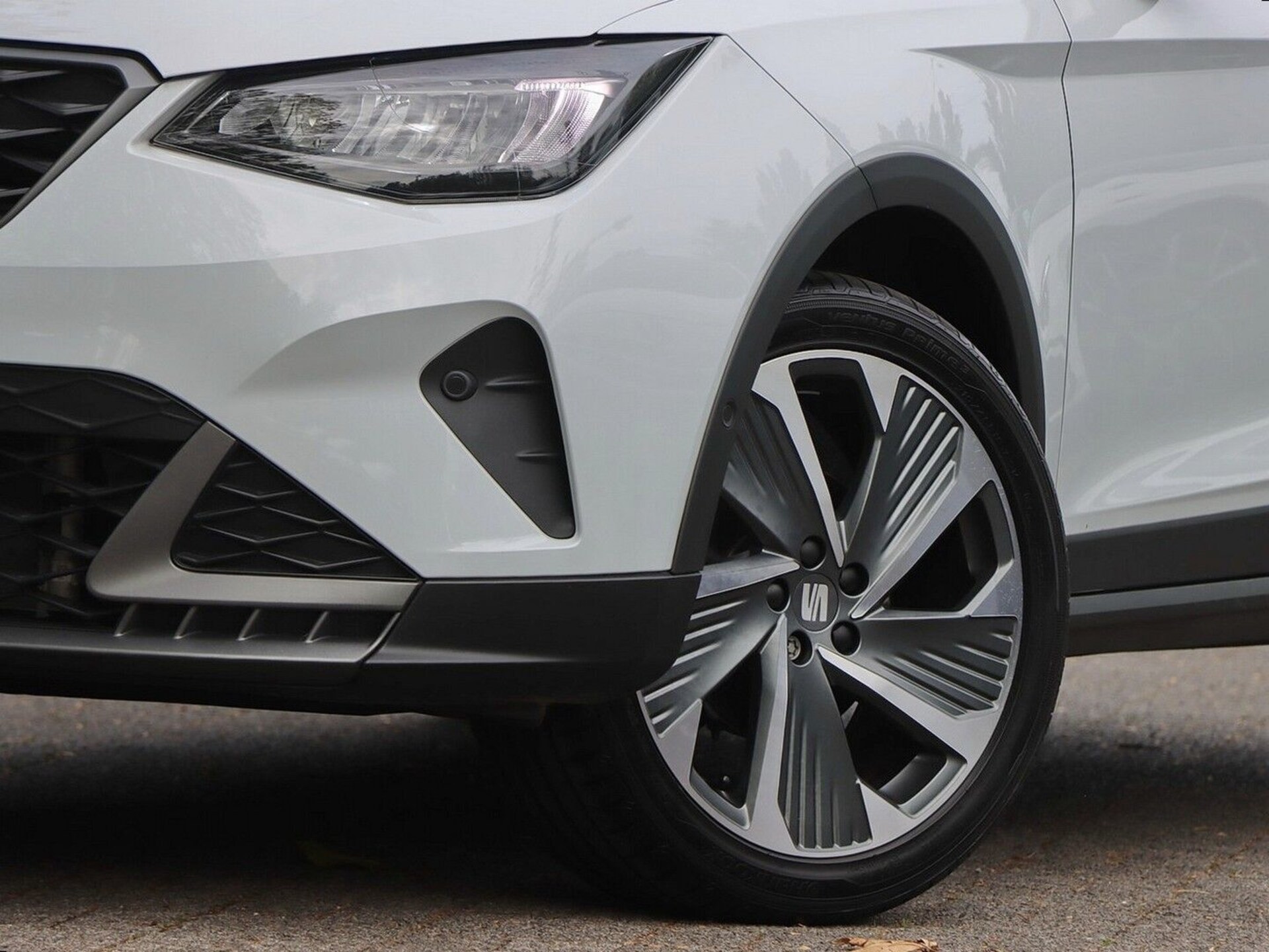 SEAT Arona FR