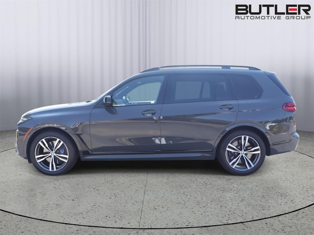 2024 BMW X7