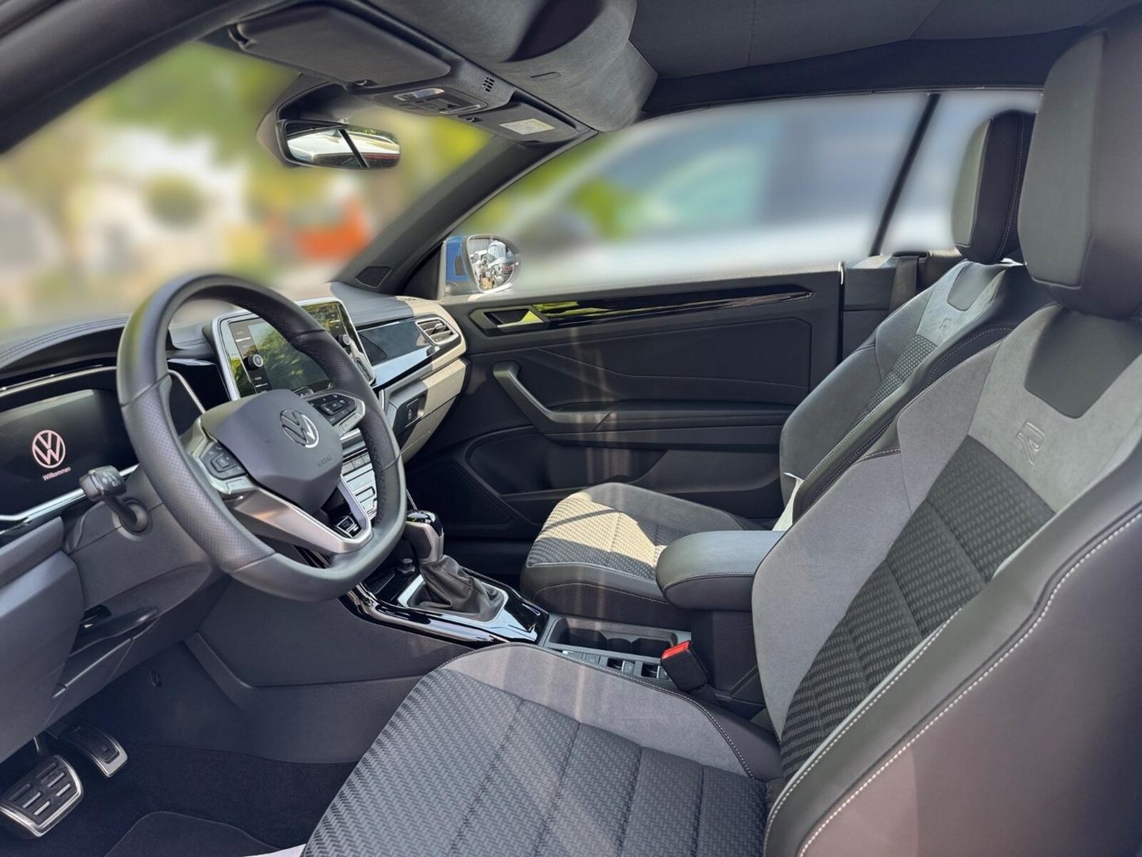 Volkswagen T-Roc Cabriolet – Bild 9