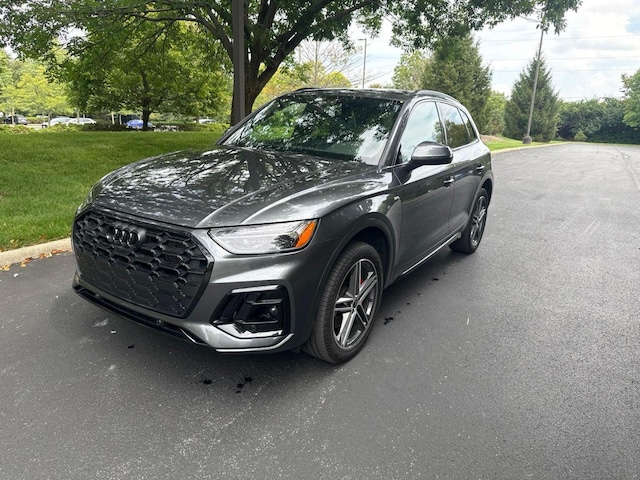 Photo of 2025 Audi Q5 TFSI e