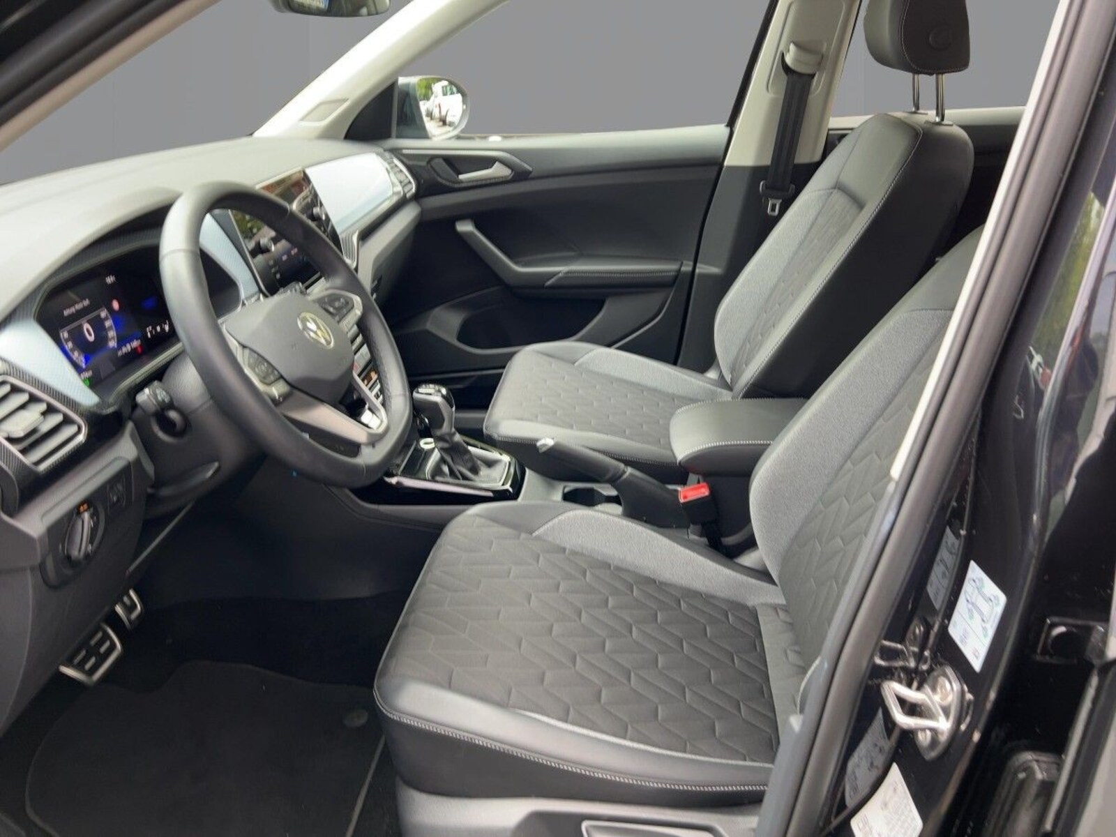 Volkswagen T-Cross – Bild 8