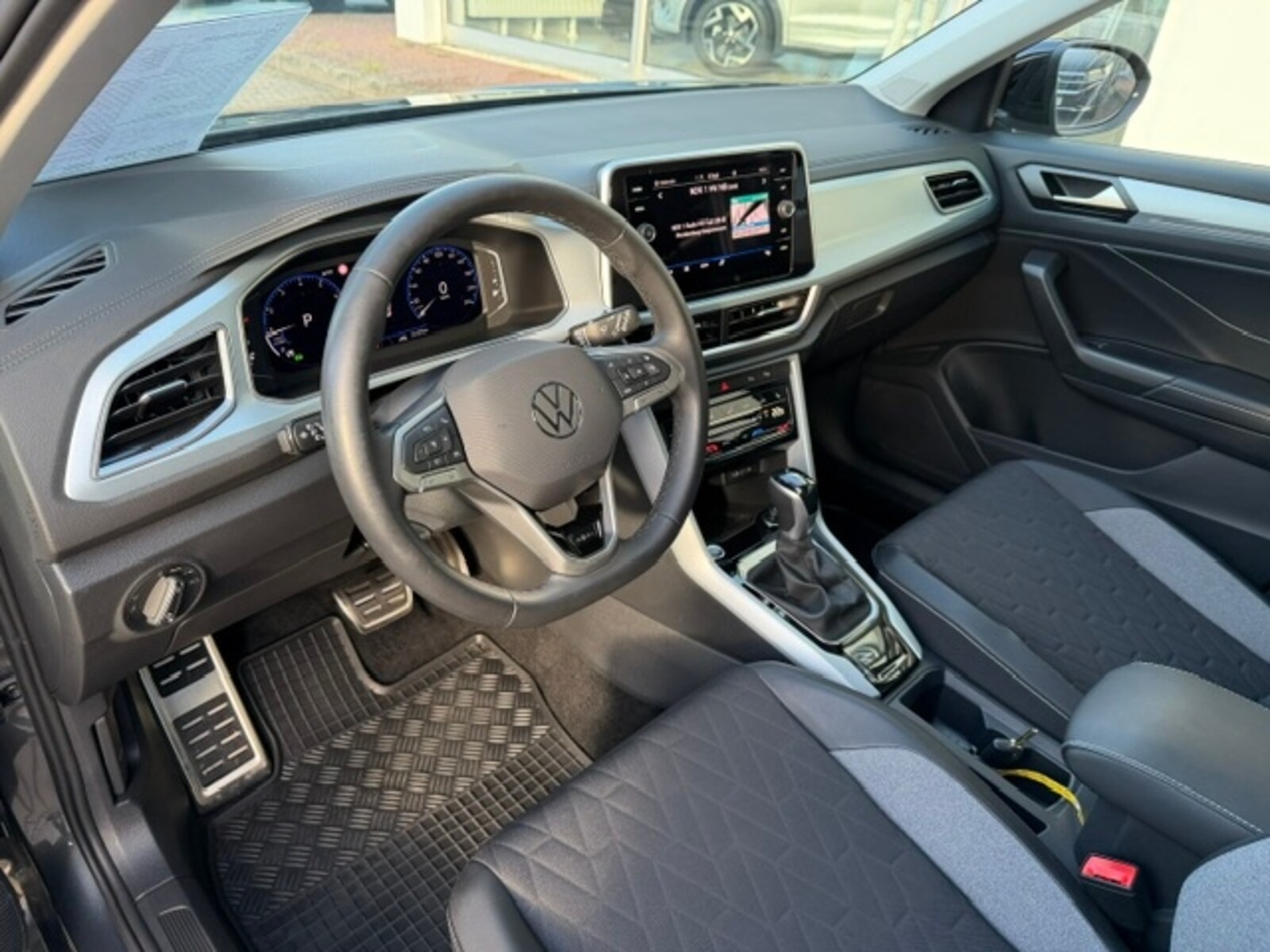 Volkswagen T-Roc – Bild 15