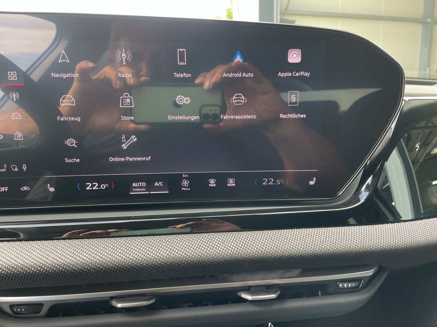 Bild über Audi A5 Avant TFSI S tronic - für weitere Informationen kontaktieren Sie den Audi Partner