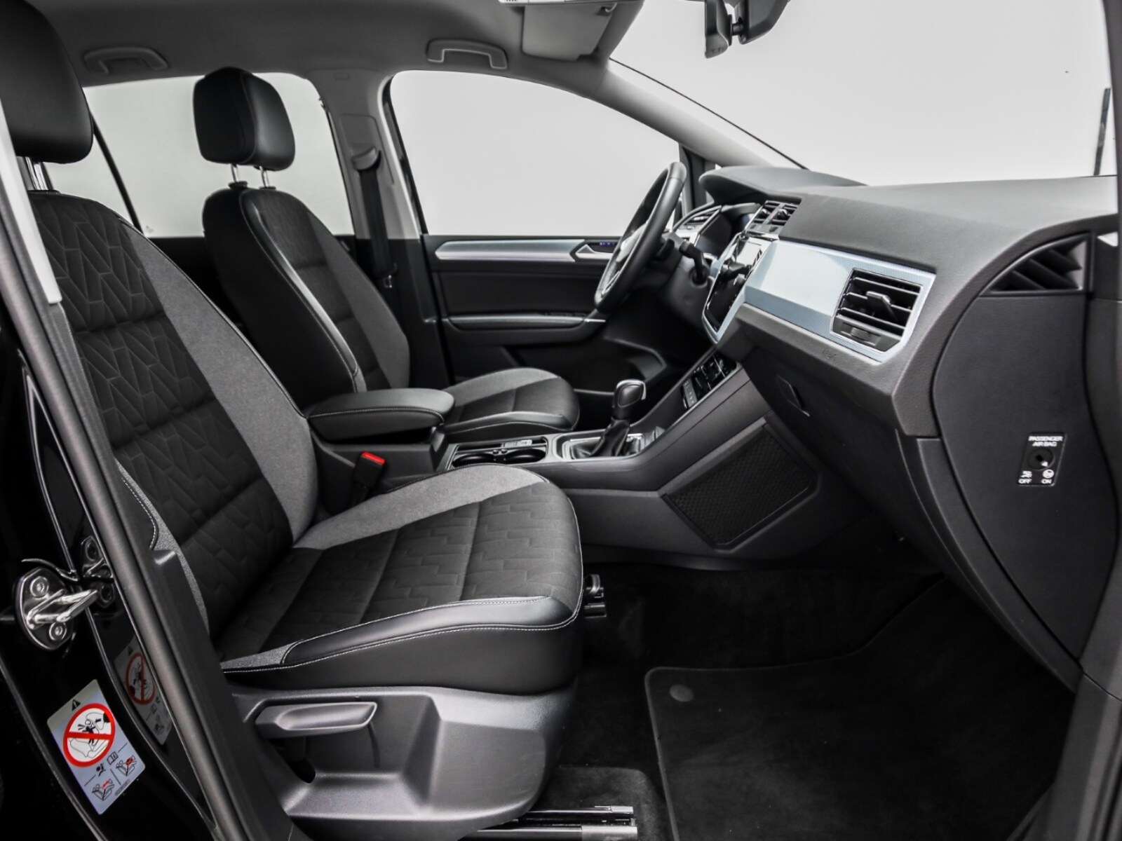 Volkswagen Touran – Bild 11