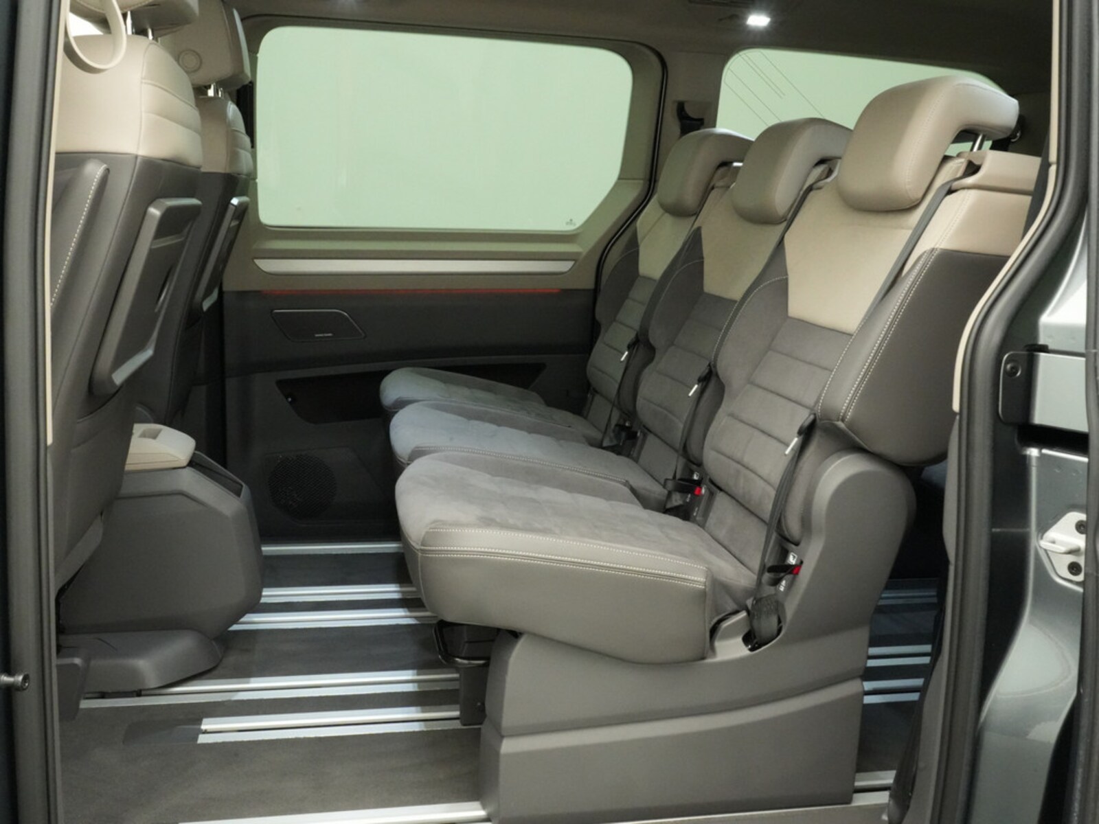 Volkswagen Multivan Langversion – Bild 20