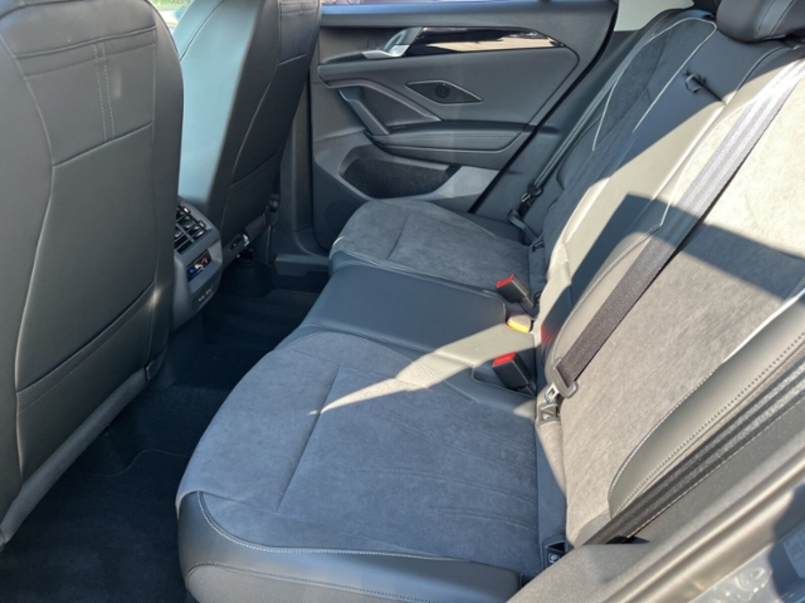 Volkswagen Tiguan – Bild 11