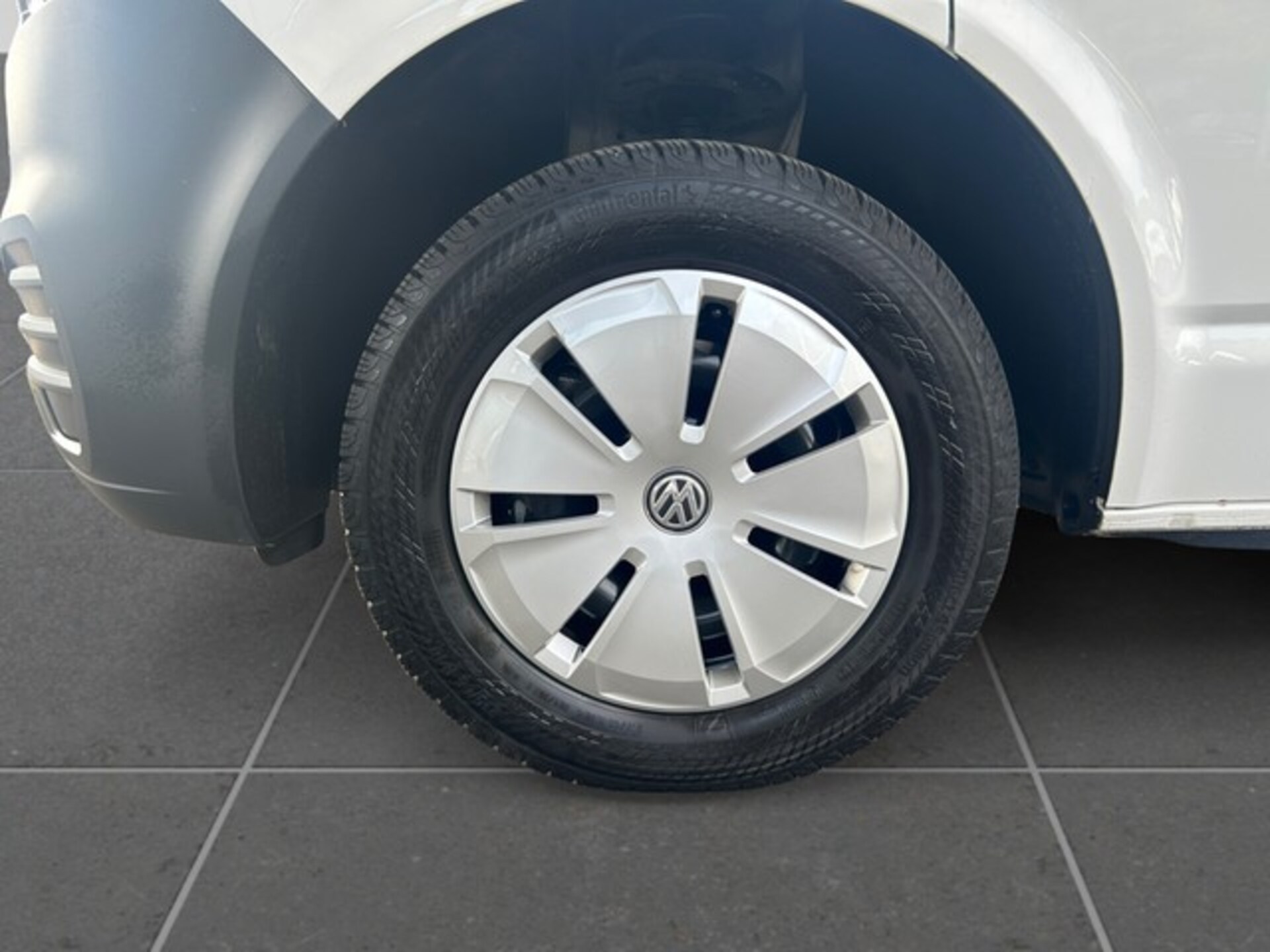 Volkswagen T6.1 Transporter Kasten langer Radstand