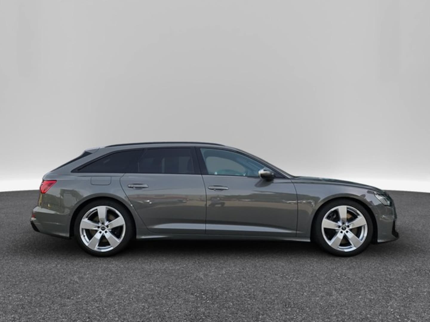 Bild über Audi S6 Avant S6 Avant TDI 253(344) kW(PS) tiptronic - für weitere Informationen kontaktieren Sie den Audi Partner