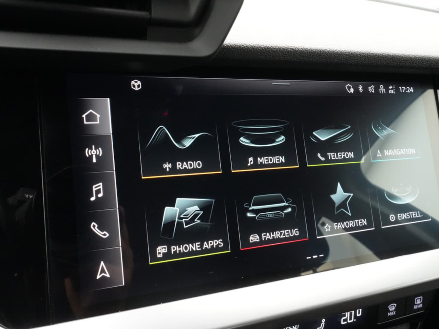 Bild über Audi A3 Sportback TFSI e 40 TFSI e S tronic - für weitere Informationen kontaktieren Sie den Audi Partner