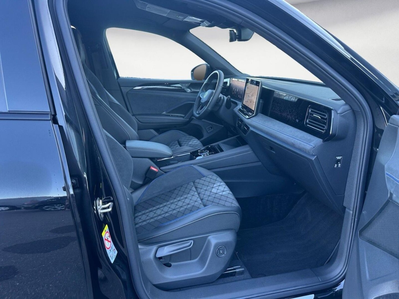 Volkswagen Tiguan – Bild 12