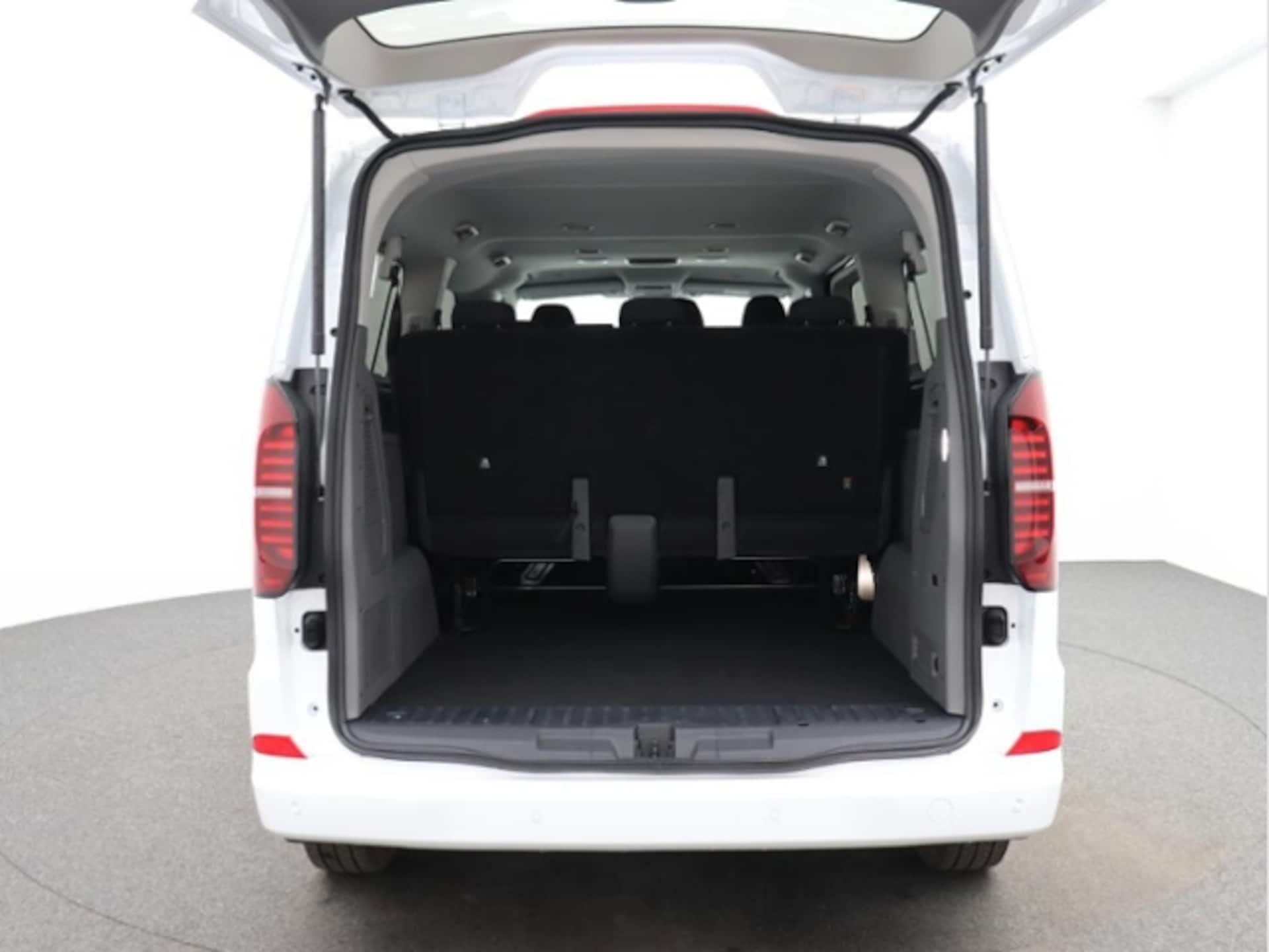 Volkswagen Caravelle langer Radstand Life