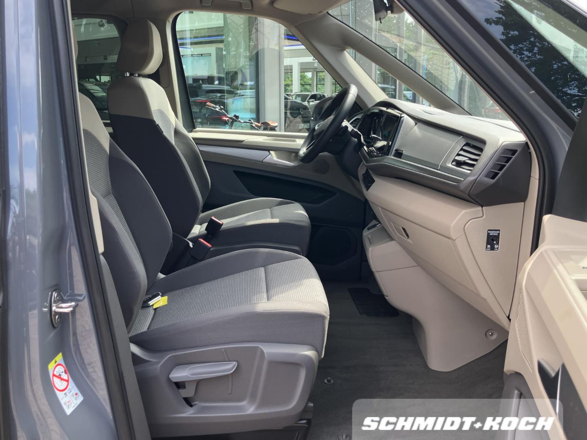 Volkswagen Multivan Basis-Modell