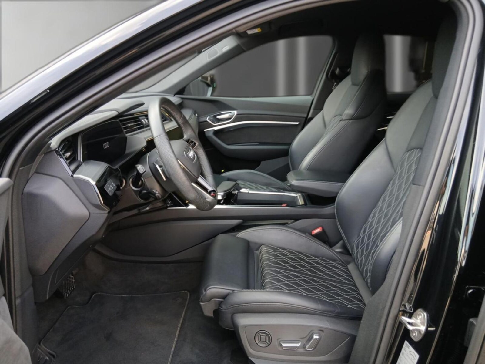 Audi e-tron Sportback – Bild 11