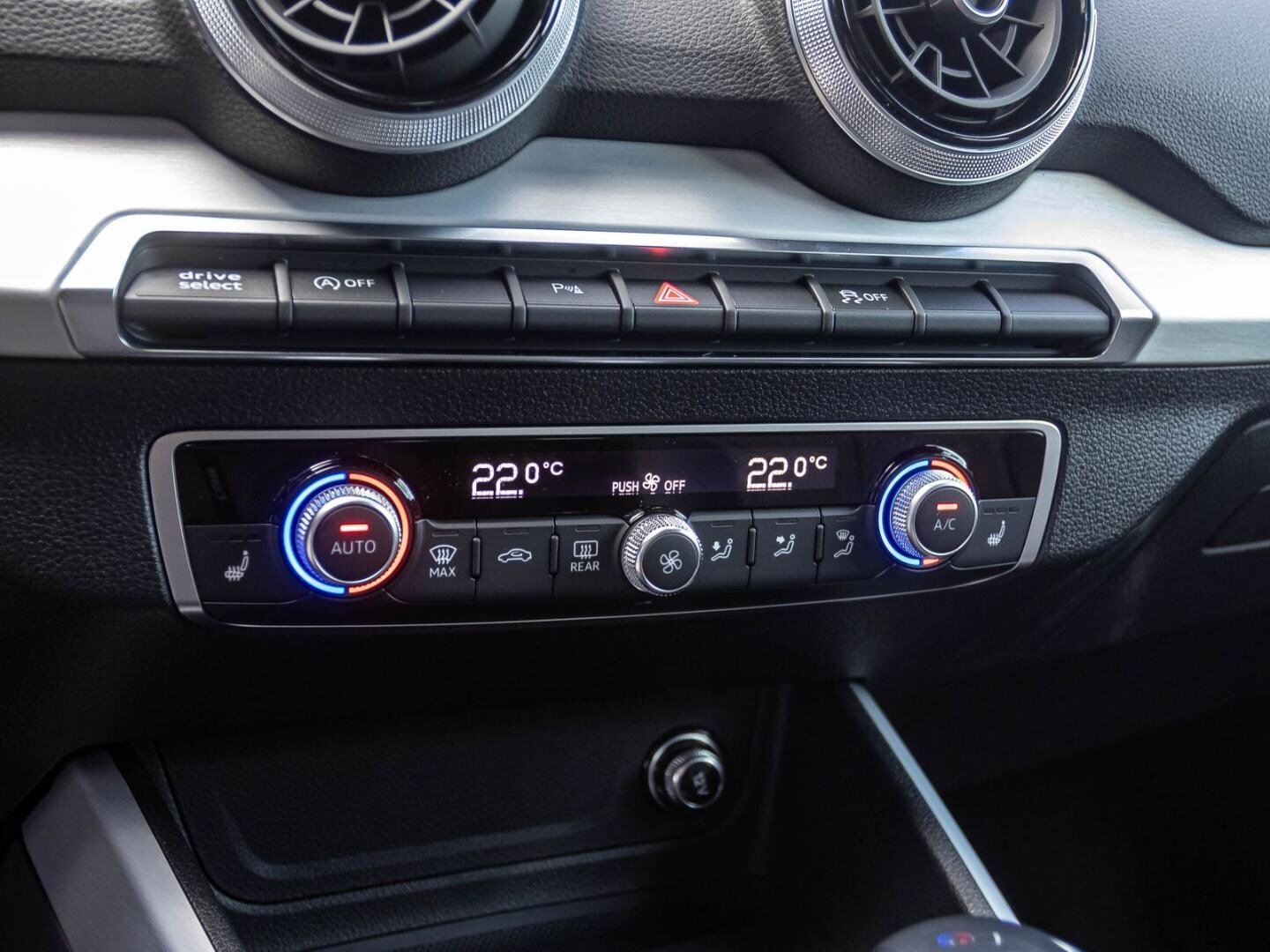 Bild über Audi Q2 S line 35 TFSI S tronic - für weitere Informationen kontaktieren Sie den Audi Partner