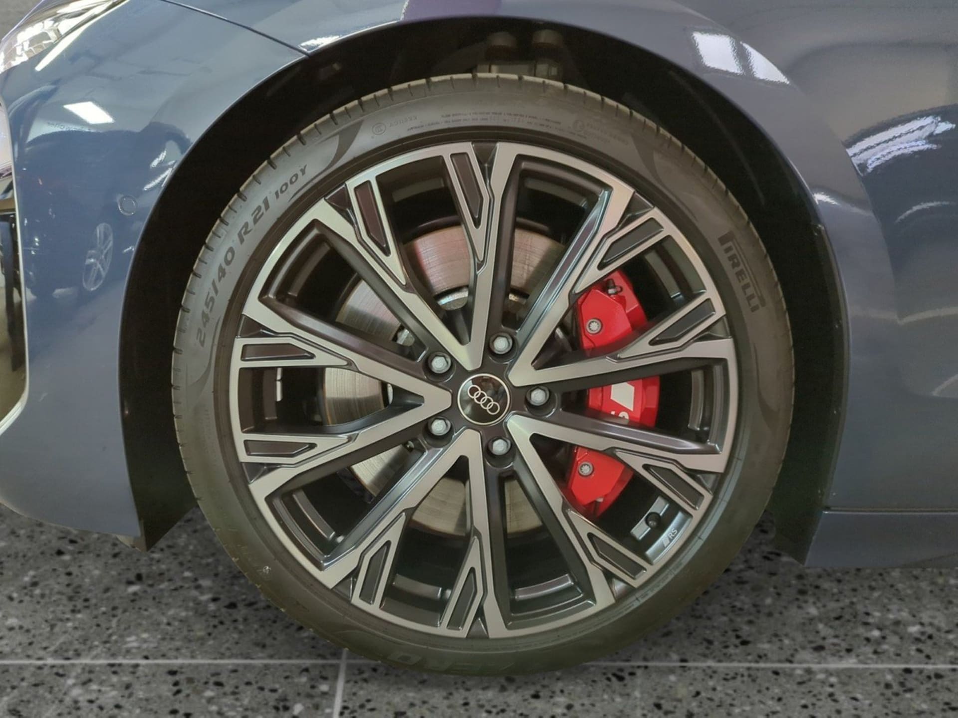 Audi S6 Avant e-tron