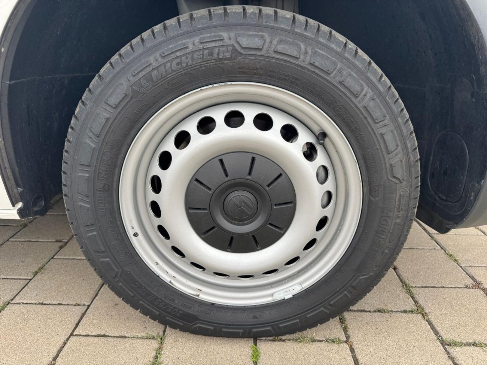 Volkswagen T6.1 Transporter Kasten kurzer Radstand – Bild 14