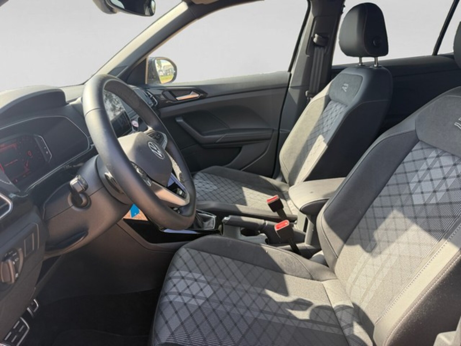 Volkswagen T-Cross – Bild 10