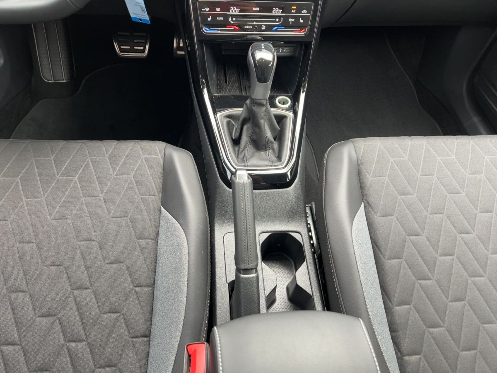 Volkswagen T-Cross – Bild 12