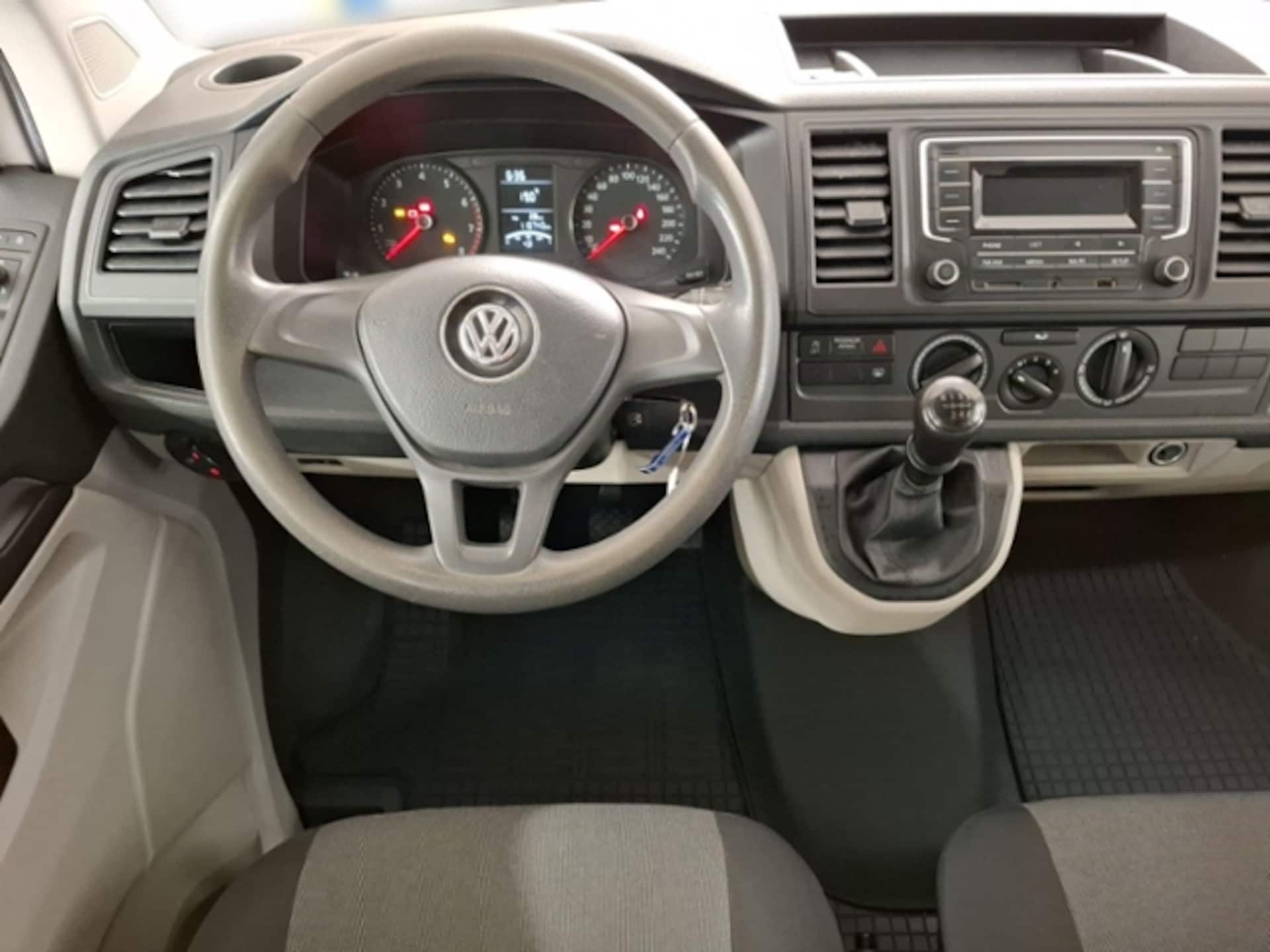 Volkswagen T6 Transporter Kombi kurzer Radstand