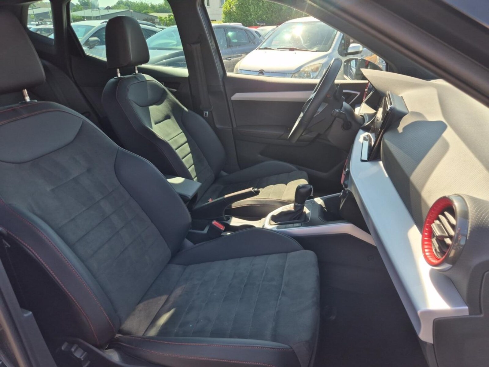 SEAT Arona – Bild 11