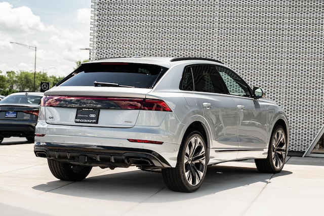 2025 Audi Q8