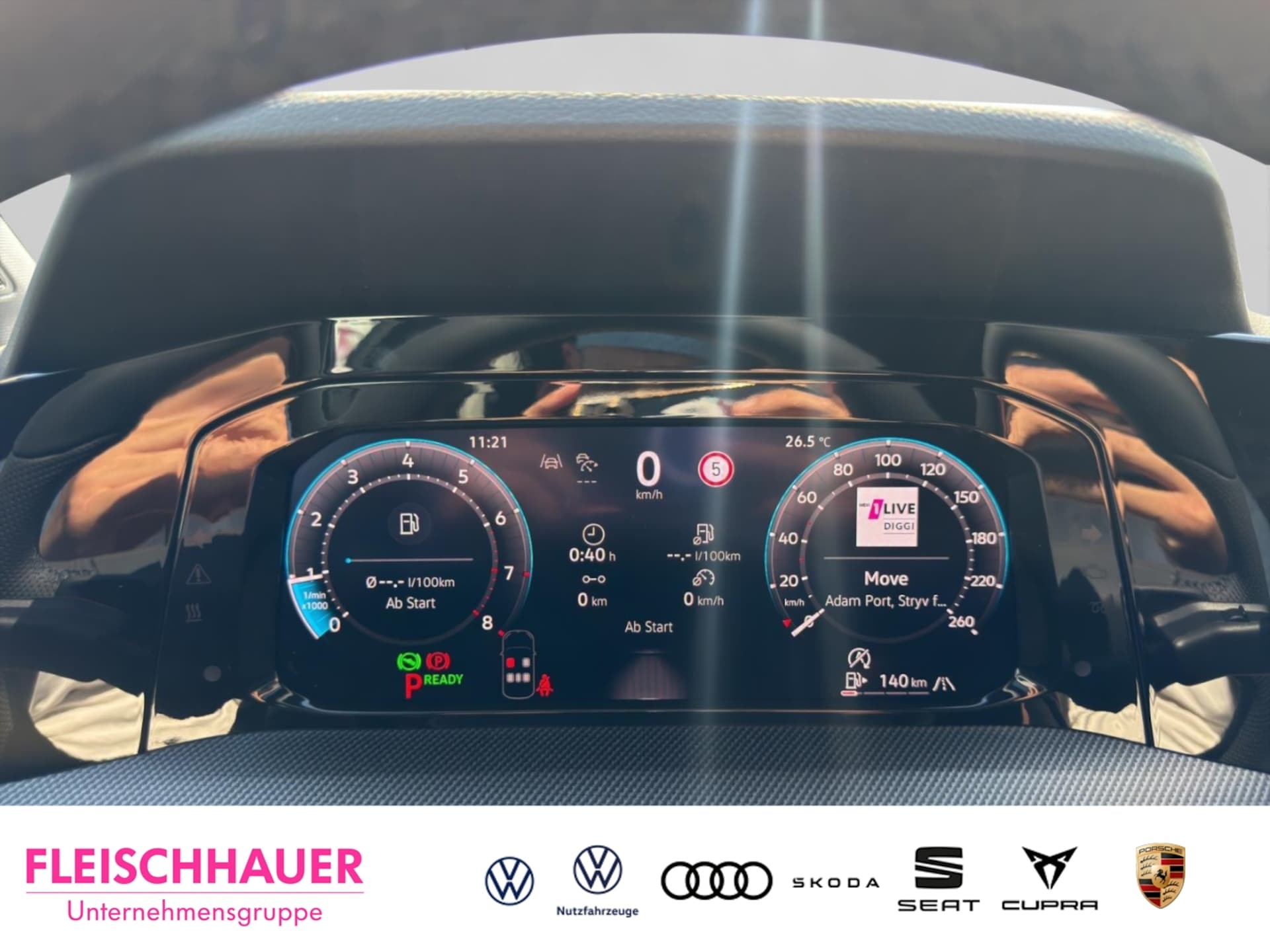Volkswagen Golf R-Line