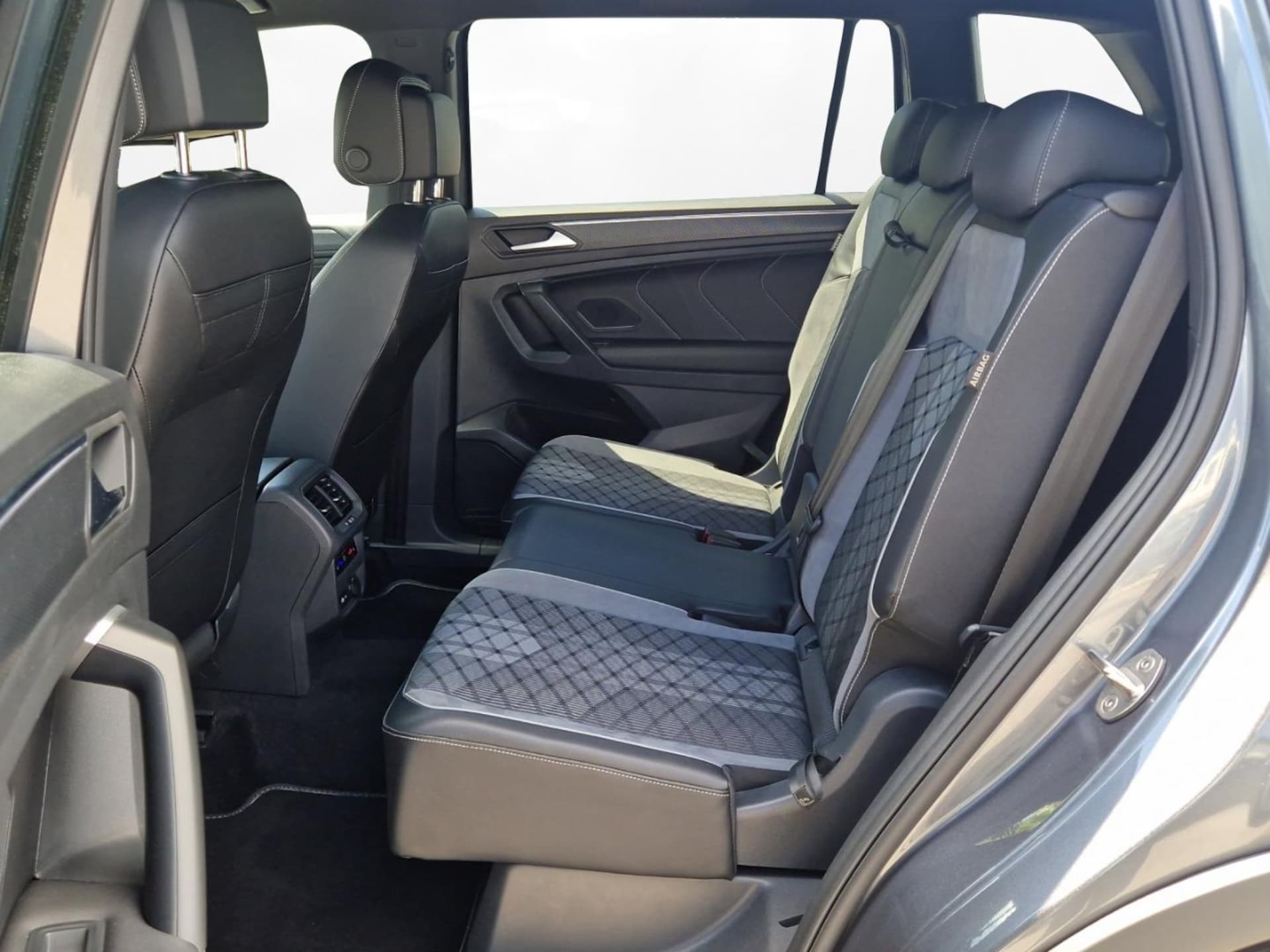 Volkswagen Tiguan Allspace R-Line