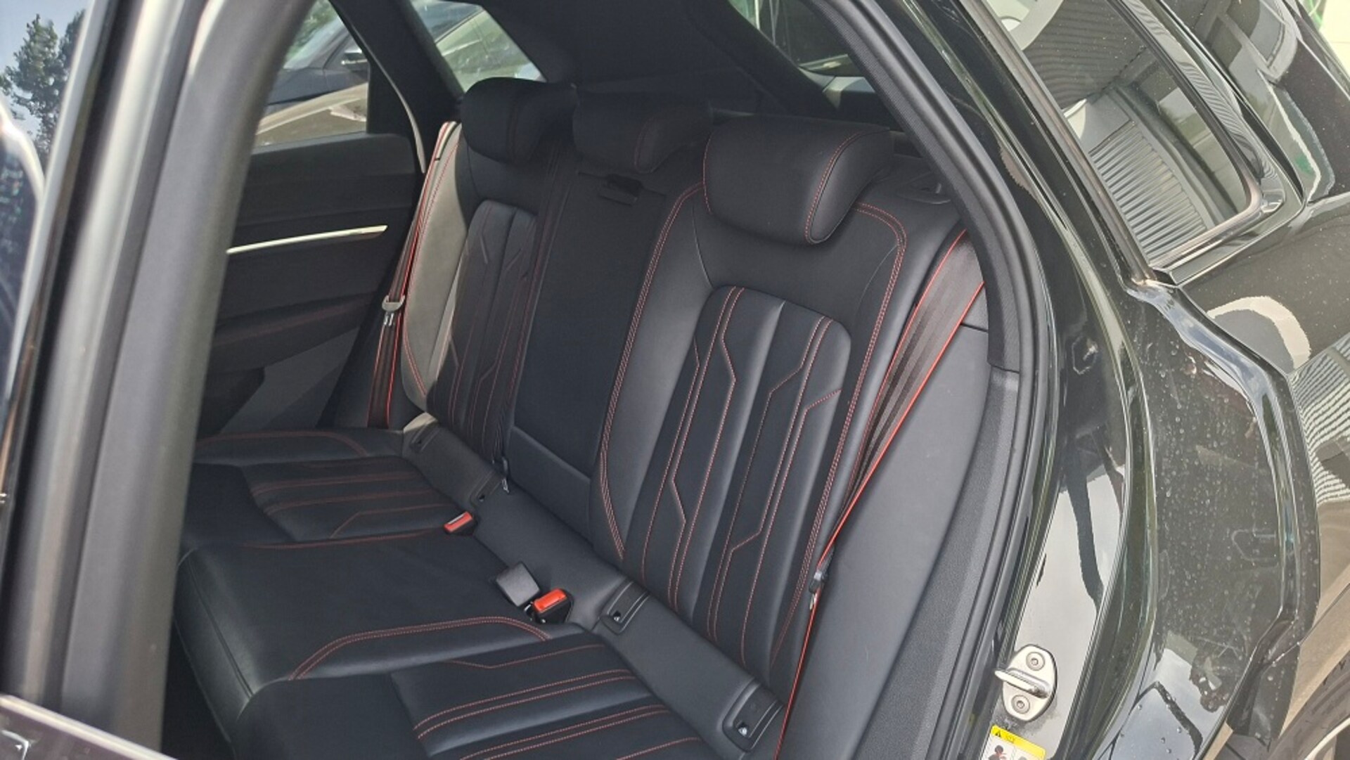 Audi Q8 e-tron S line
