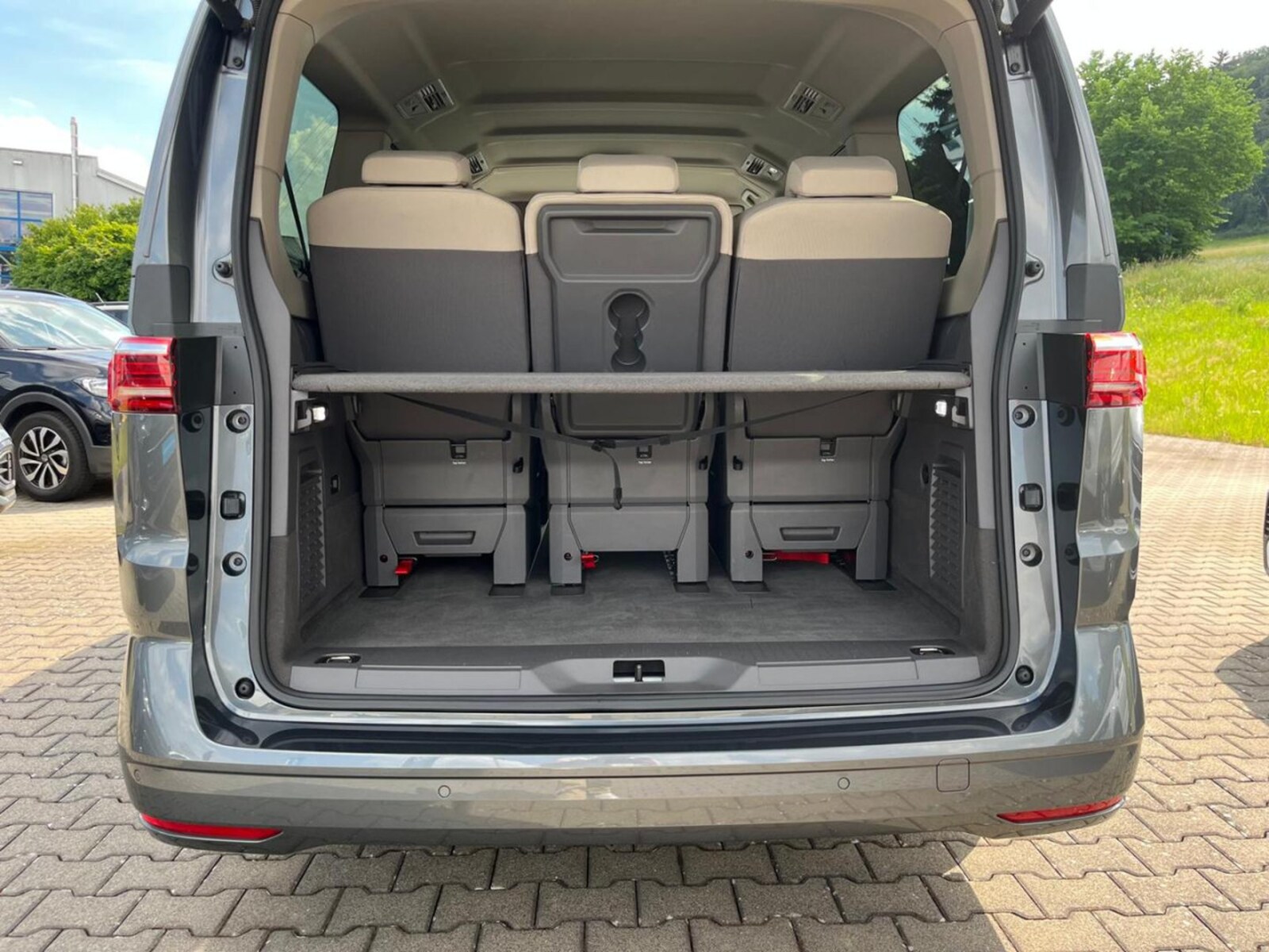 Volkswagen Multivan Langversion – Bild 24