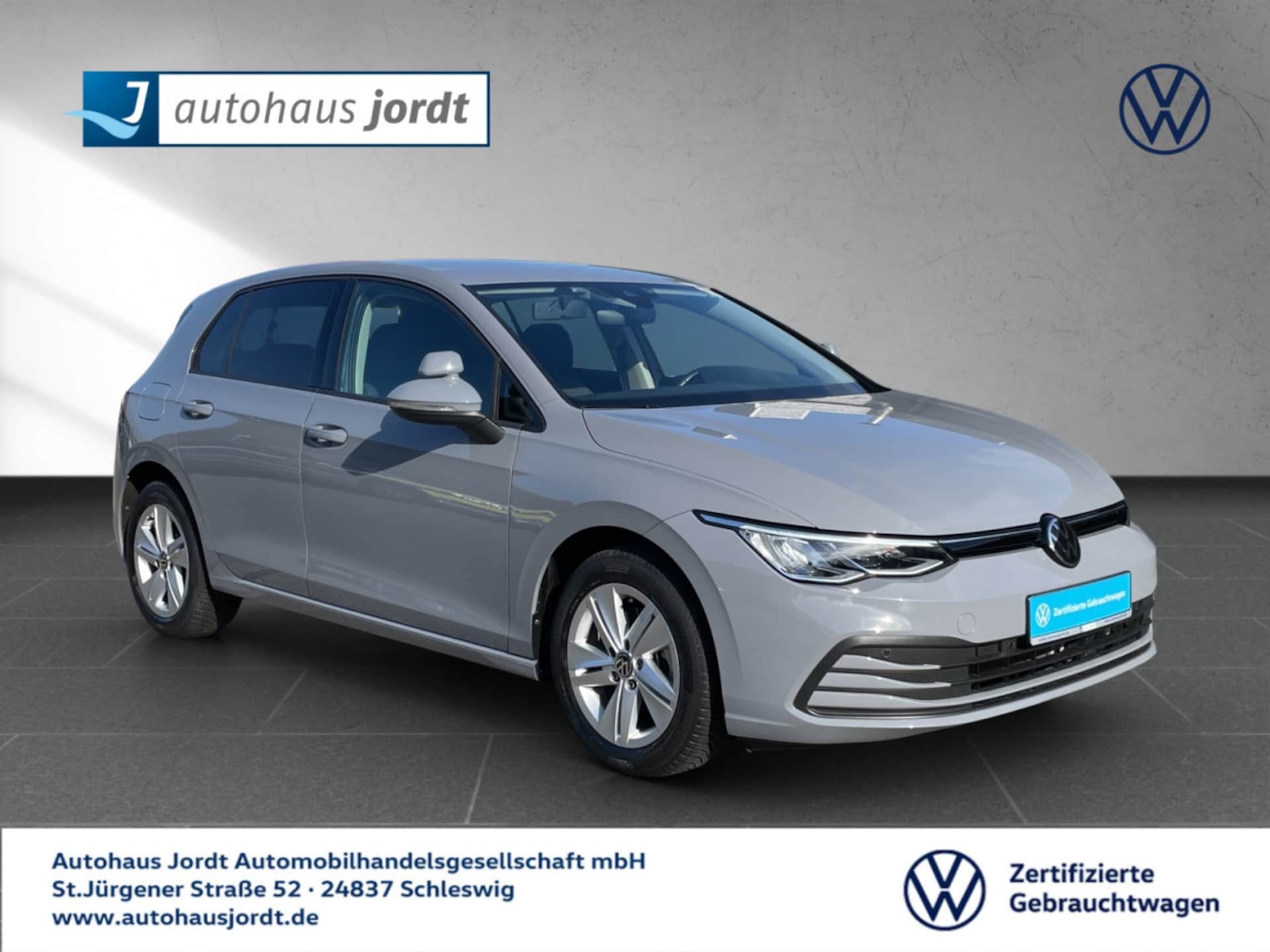 Volkswagen Golf Life