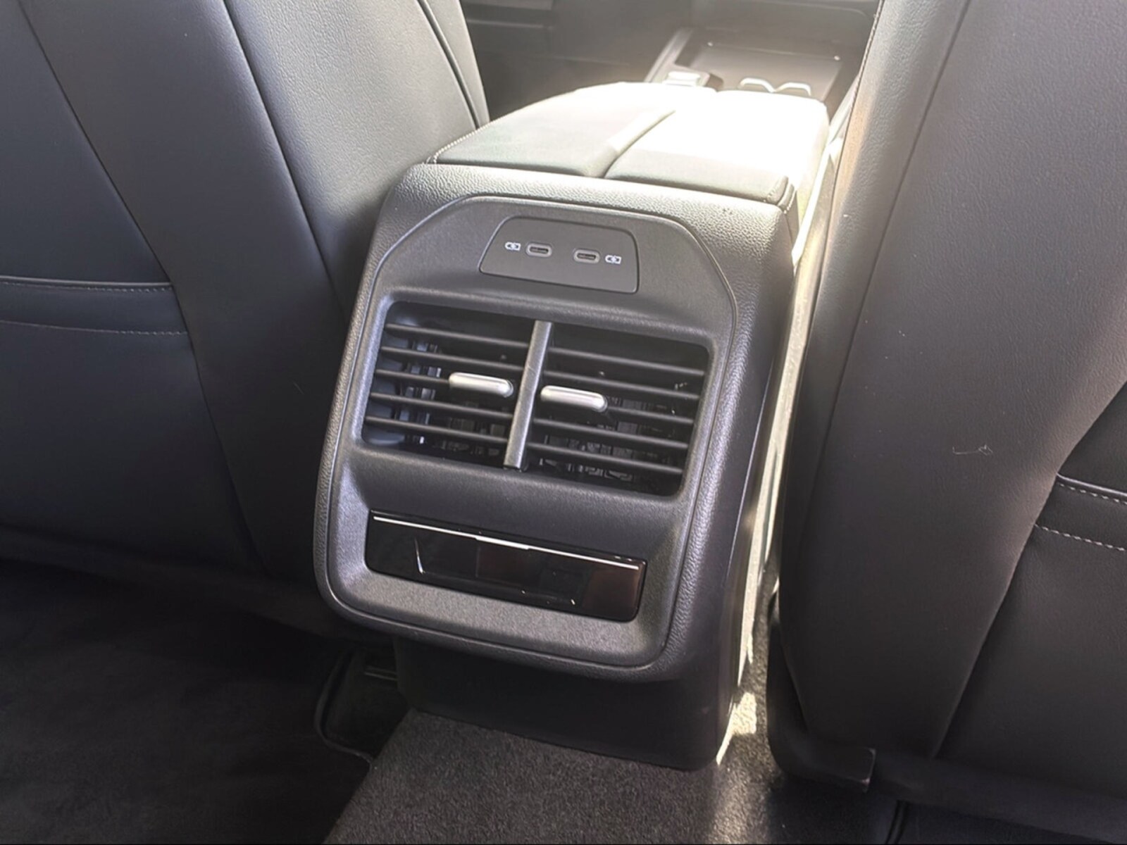 Volkswagen Passat – Bild 13