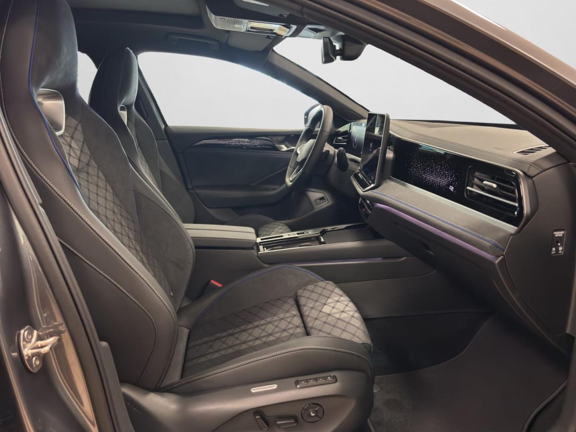 Volkswagen Passat R-Line