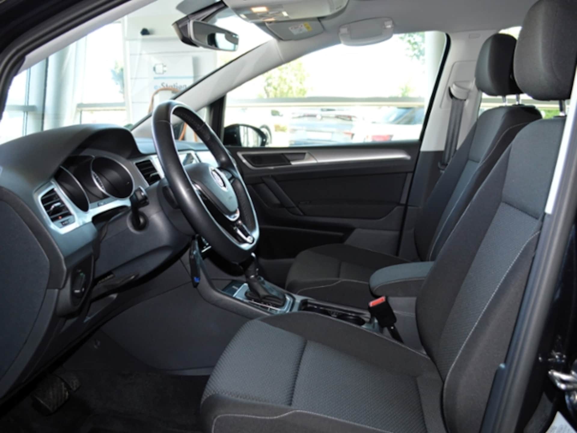 Volkswagen Golf Sportsvan Trendline